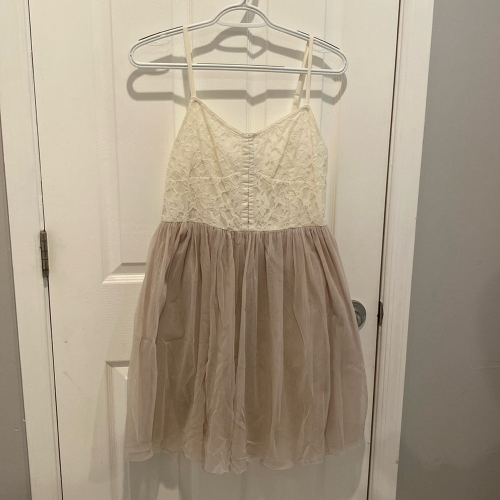 American Eagle Size 8 dress with adjustable straps